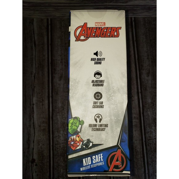 Avengers Headphones Kid Safe Volume Limiting Bluetooth Wireless - Picture 6 of 6